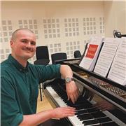 I am an enthusiastic, experienced and educated music tutor who has taught everyone from beginners to university students.